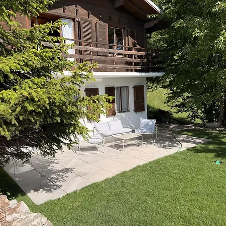 House With Alps View 10 Min From Domek alpejski Crans-Montana